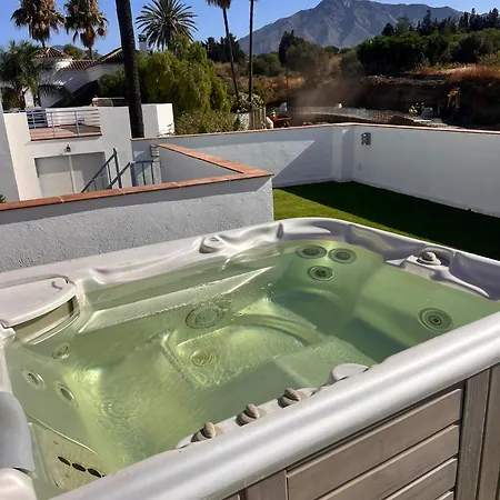 Puerto Banus Jacuzzi Close To Breath And Arena * Marbella